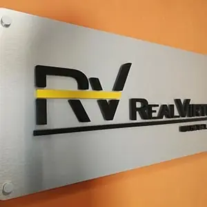 insegna con scritta 3D